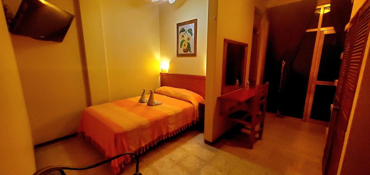 Hotel Florida Oaxaca Esterno foto